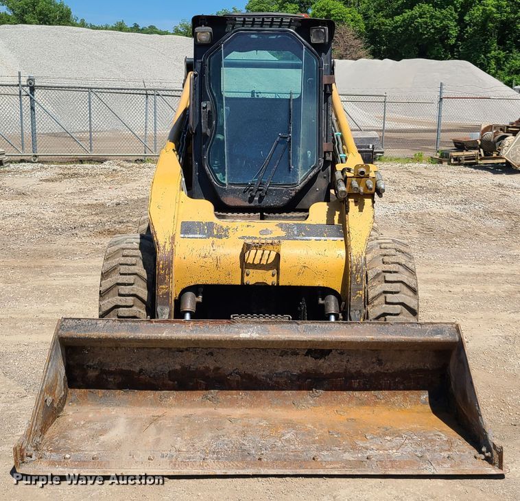 image for item K5952 2006 Caterpillar 268B  skid steer loader