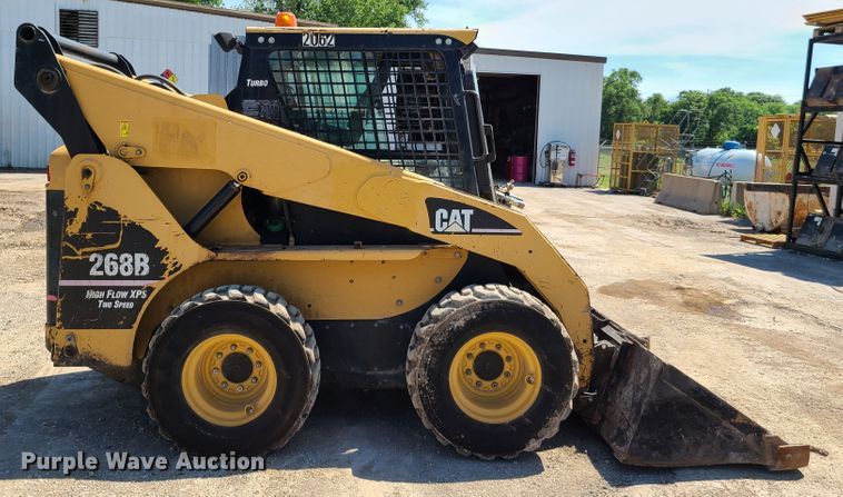 image for item K5952 2006 Caterpillar 268B  skid steer loader