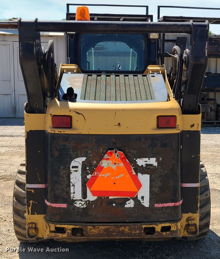 image for item K5952 2006 Caterpillar 268B  skid steer loader