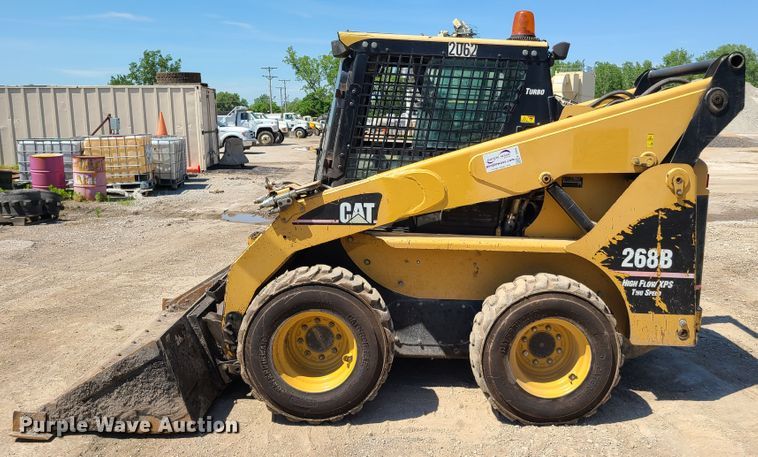 image for item K5952 2006 Caterpillar 268B  skid steer loader