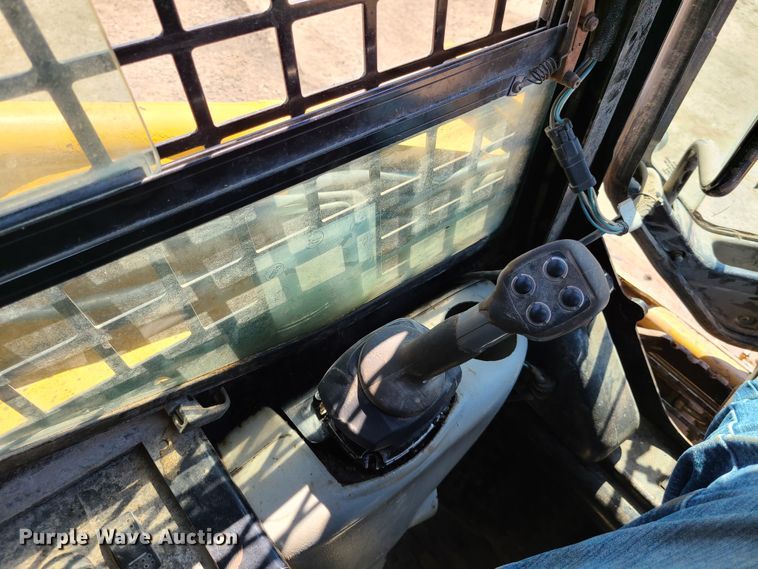 image for item K5952 2006 Caterpillar 268B  skid steer loader