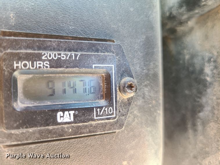 image for item K5952 2006 Caterpillar 268B  skid steer loader