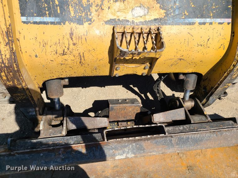 image for item K5952 2006 Caterpillar 268B  skid steer loader