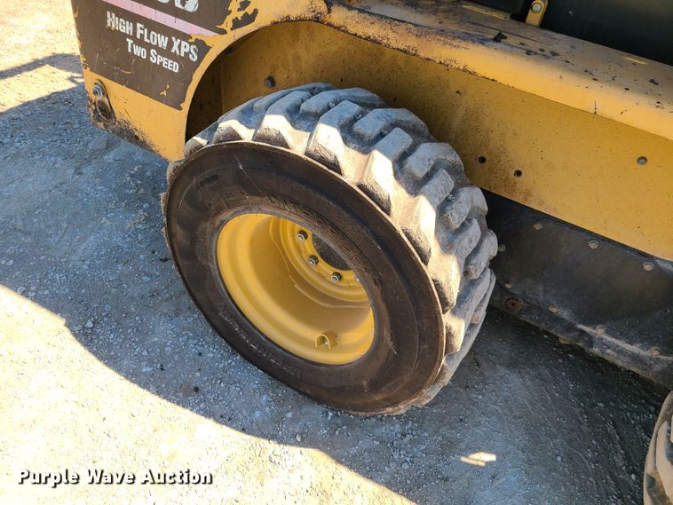 image for item K5952 2006 Caterpillar 268B  skid steer loader