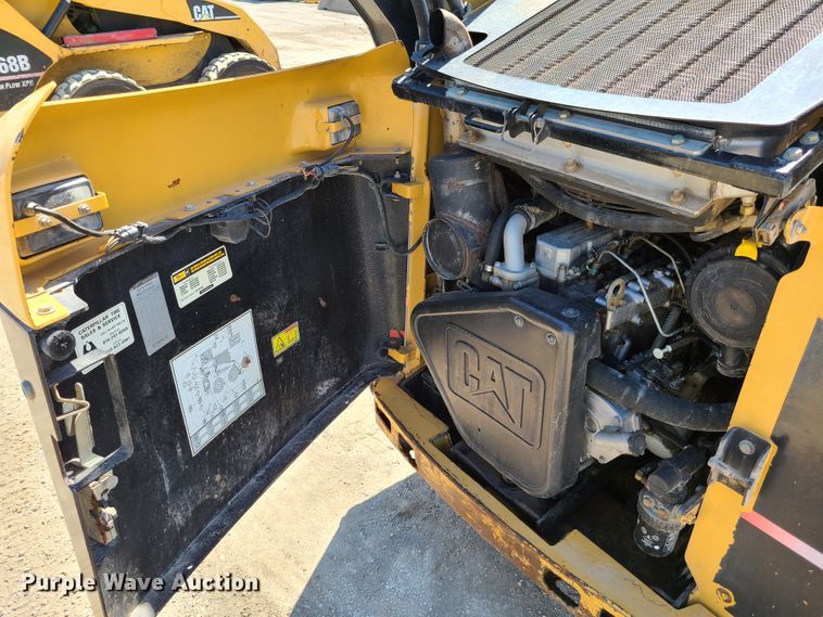 image for item K5952 2006 Caterpillar 268B  skid steer loader