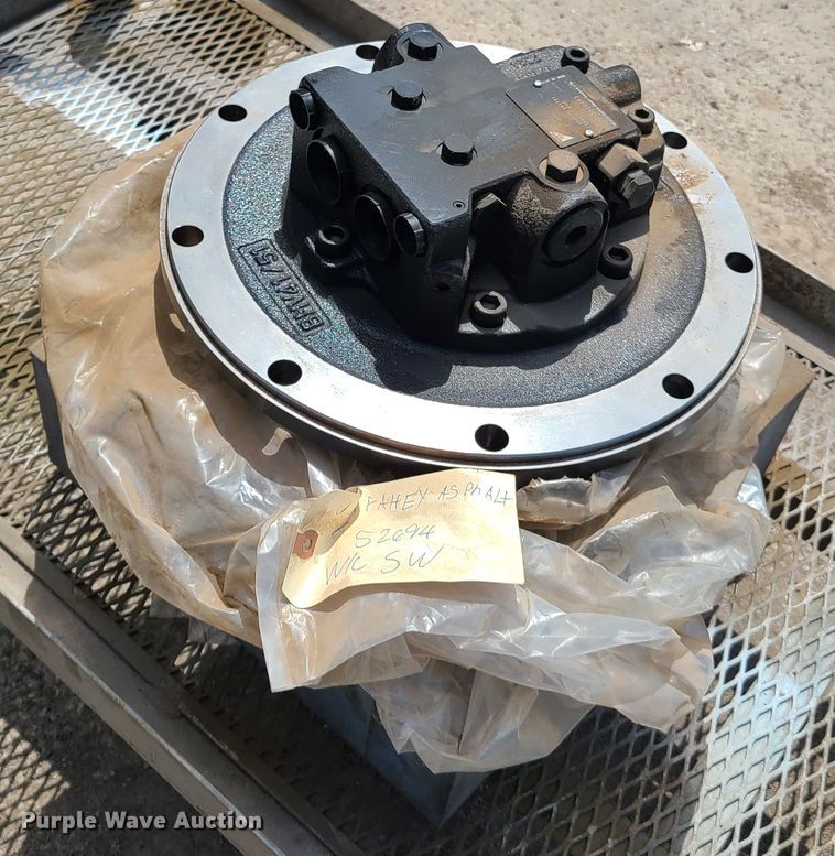 image for item K5953 Takeuchi TL250 skid steer final drive