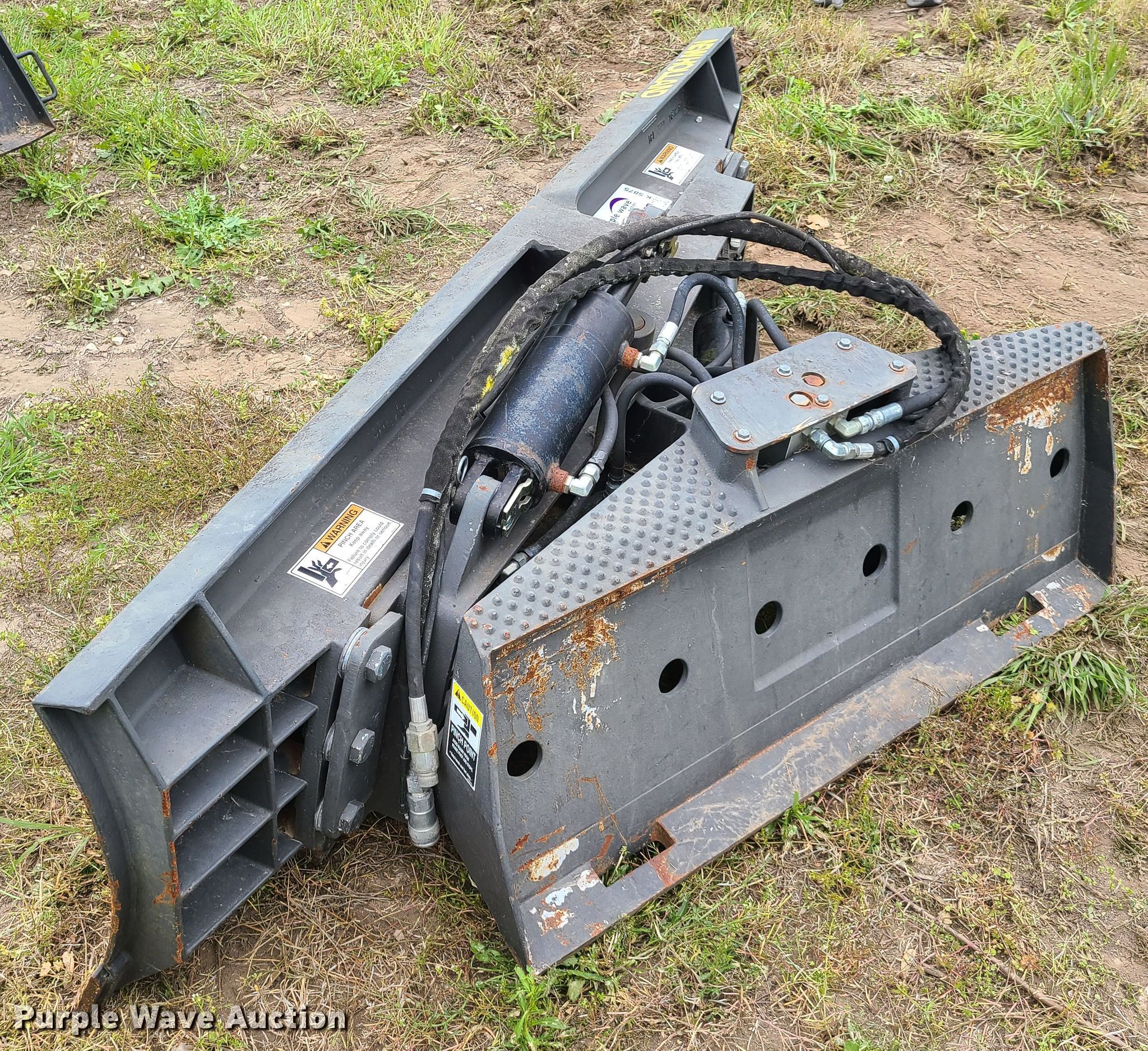 Grouser skid steer dozer blade in Richmond, MO Item K5875 sold