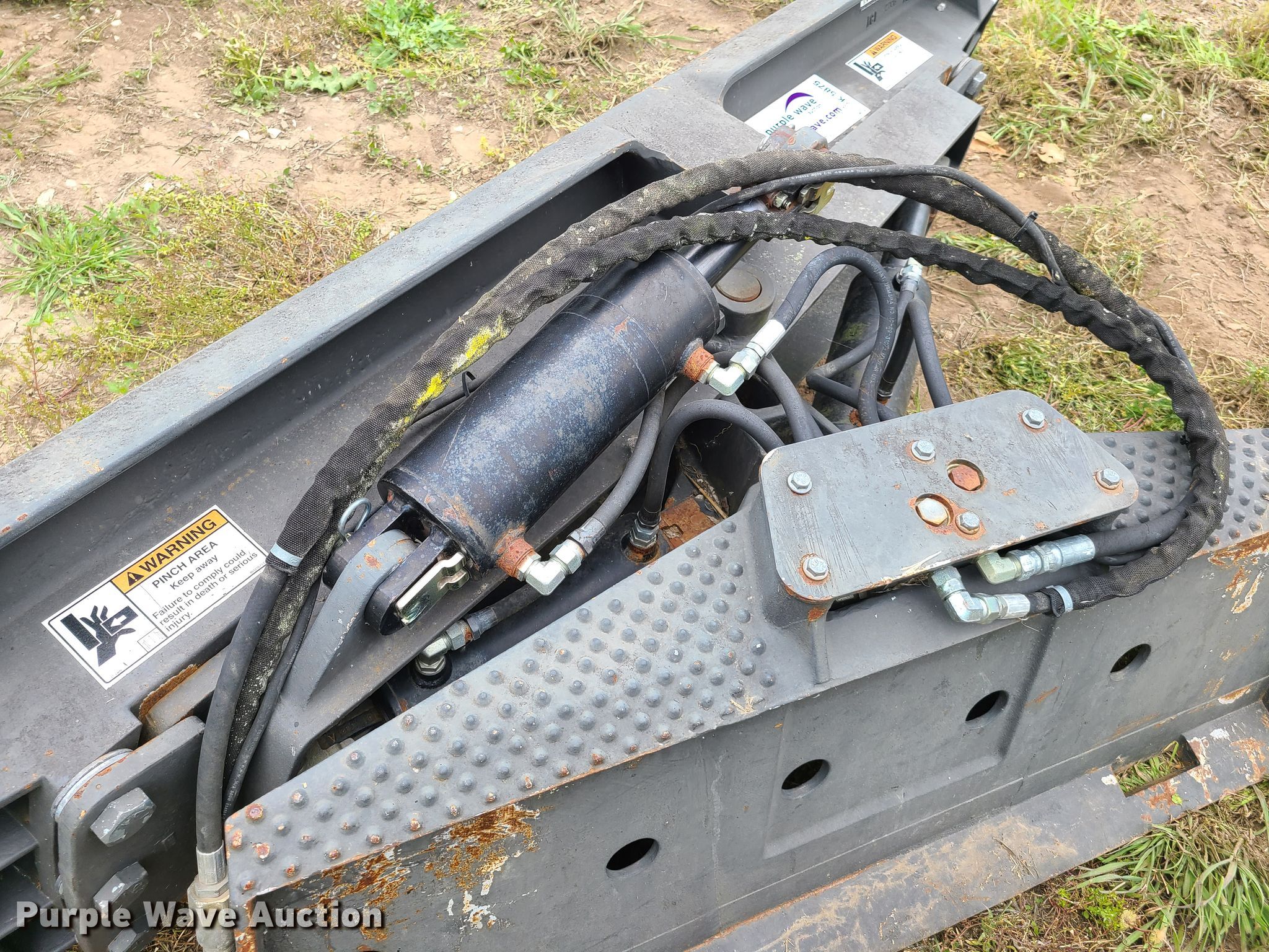 Grouser skid steer dozer blade in Richmond, MO Item K5875 sold