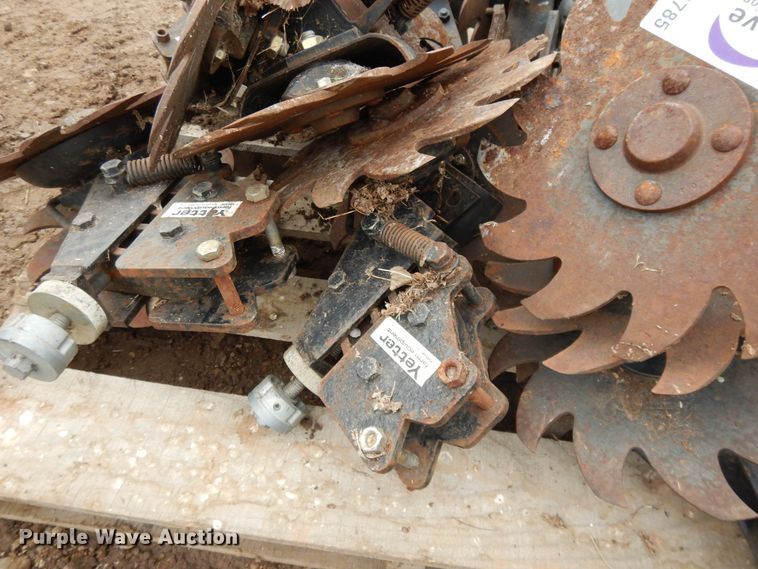 image for item DE5785 (12) Yetter row cleaners