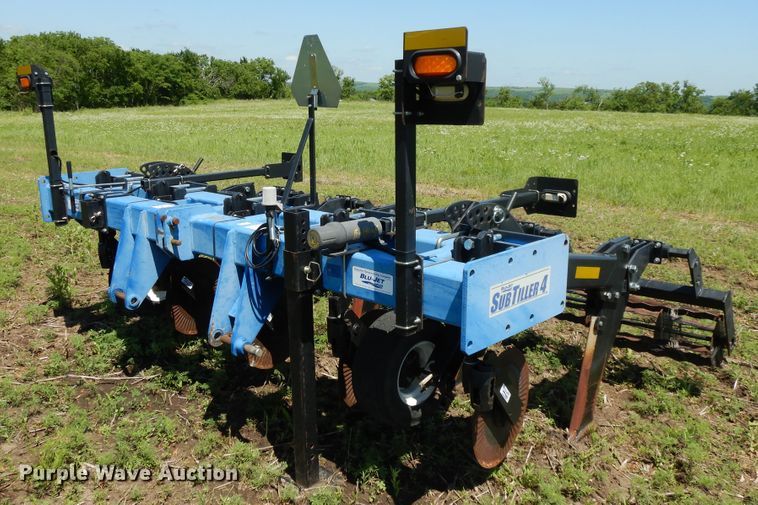 image for item DE5825 Blu-Jet Sub Tiller IV in-line ripper