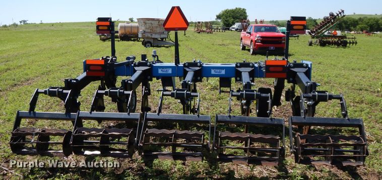 image for item DE5825 Blu-Jet Sub Tiller IV in-line ripper