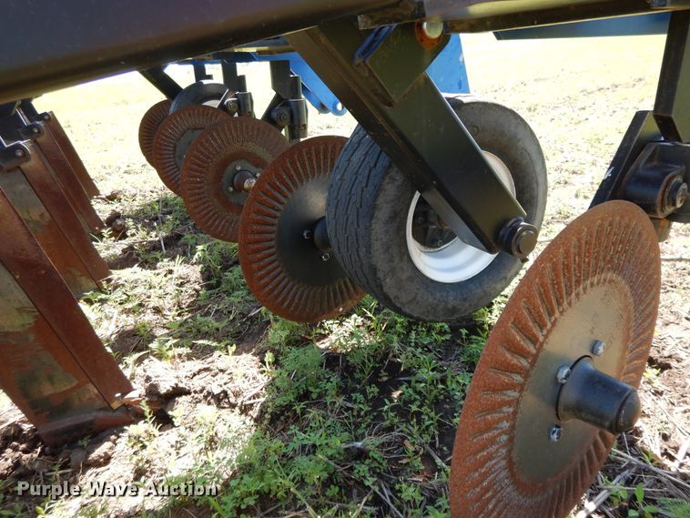 image for item DE5825 Blu-Jet Sub Tiller IV in-line ripper