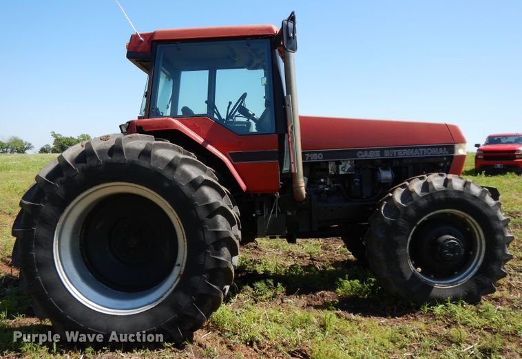image for item DE5828 1992 Case IH 7150  MFWD tractor