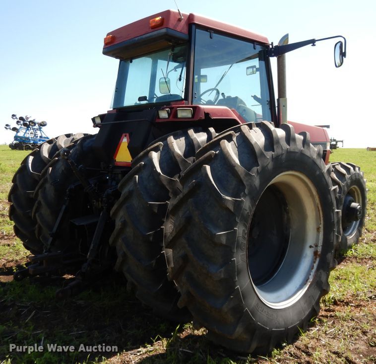 image for item DE5828 1992 Case IH 7150  MFWD tractor