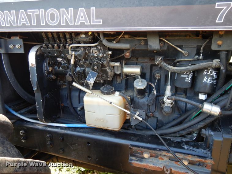 image for item DE5828 1992 Case IH 7150  MFWD tractor