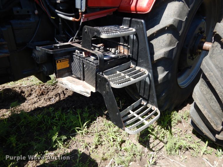 image for item DE5828 1992 Case IH 7150  MFWD tractor