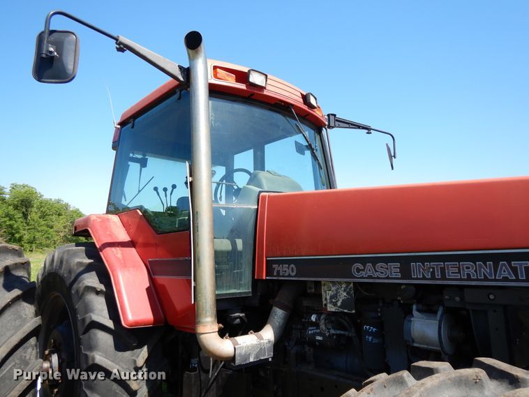 image for item DE5828 1992 Case IH 7150  MFWD tractor