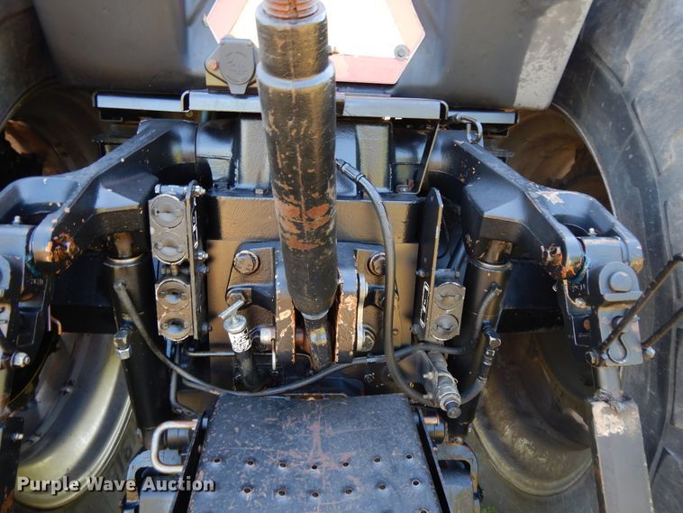 image for item DE5828 1992 Case IH 7150  MFWD tractor