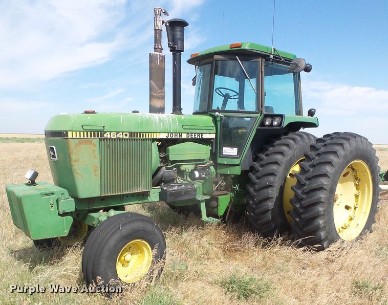 image for item DF8997 1981 John Deere 4640  tractor