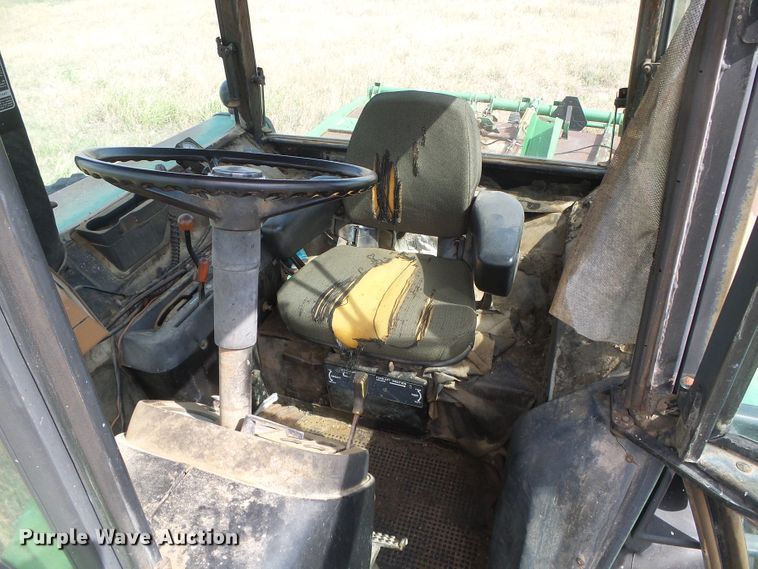 image for item DF8997 1981 John Deere 4640  tractor