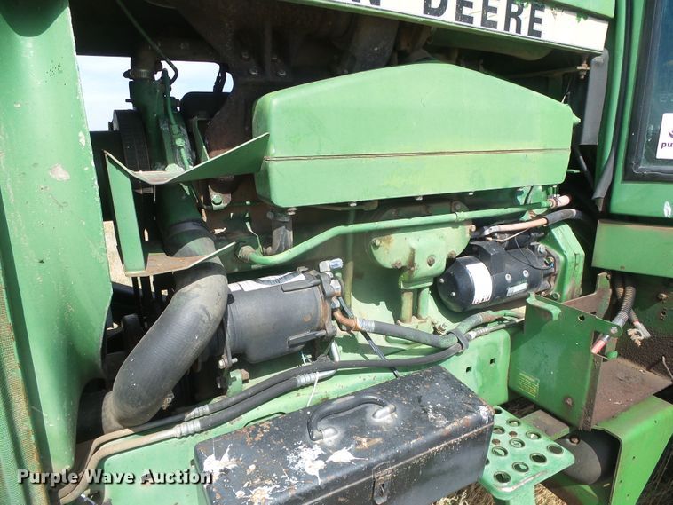 image for item DF8997 1981 John Deere 4640  tractor