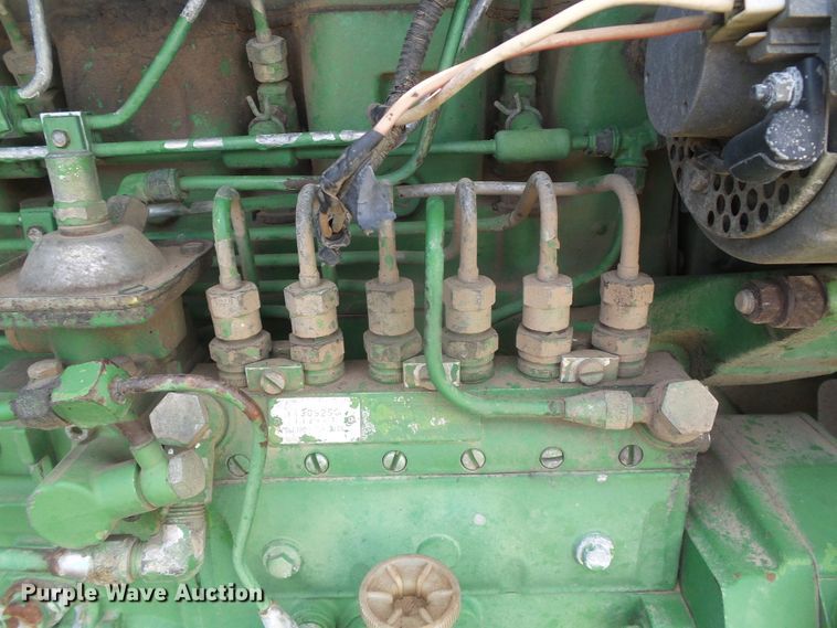 image for item DF8997 1981 John Deere 4640  tractor