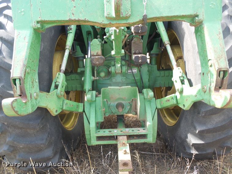 image for item DF8997 1981 John Deere 4640  tractor