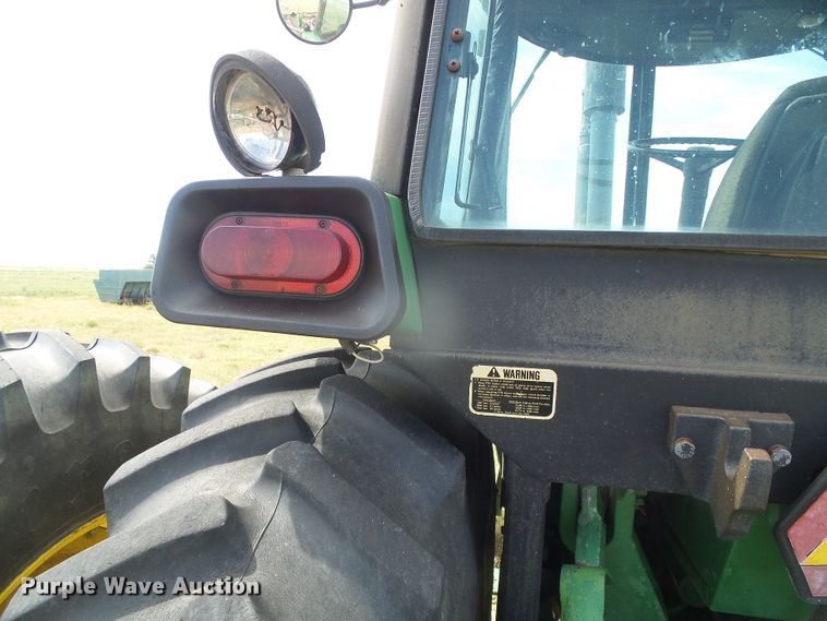 image for item DF8997 1981 John Deere 4640  tractor