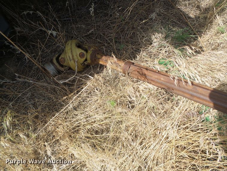 image for item DF8998 John Deere 2018 batwing rotary mower