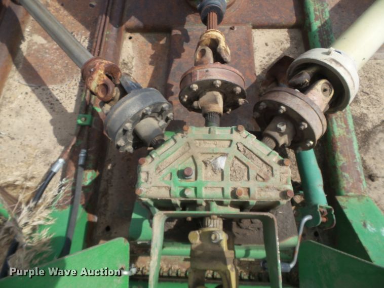 image for item DF8998 John Deere 2018 batwing rotary mower