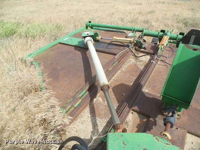 image for item DF8998 John Deere 2018 batwing rotary mower