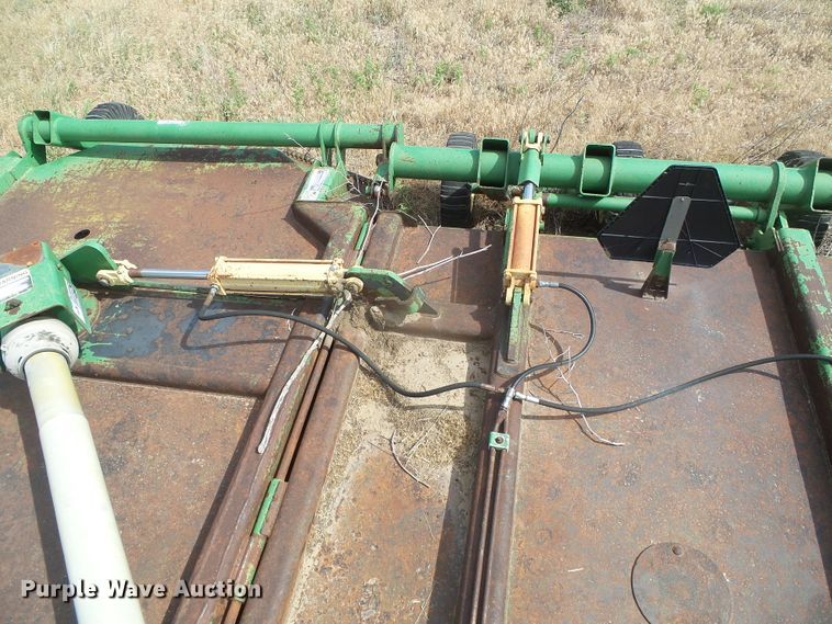 image for item DF8998 John Deere 2018 batwing rotary mower