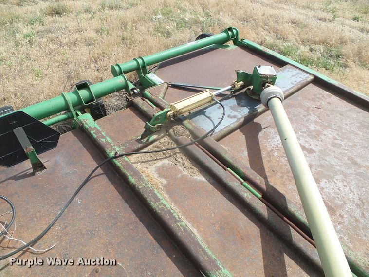 image for item DF8998 John Deere 2018 batwing rotary mower