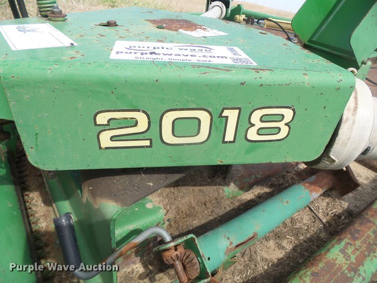 image for item DF8998 John Deere 2018 batwing rotary mower