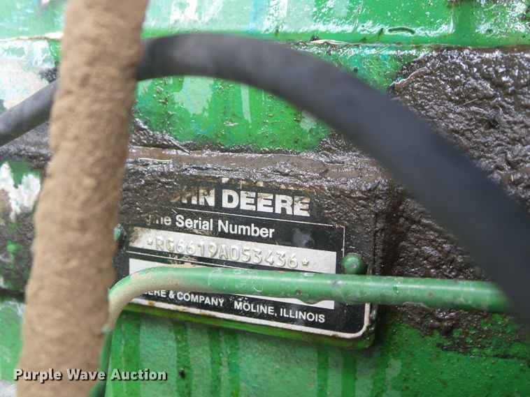 image for item DF8999 1984 John Deere 8650  4WD tractor