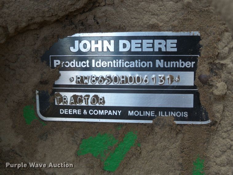 image for item DF8999 1984 John Deere 8650  4WD tractor