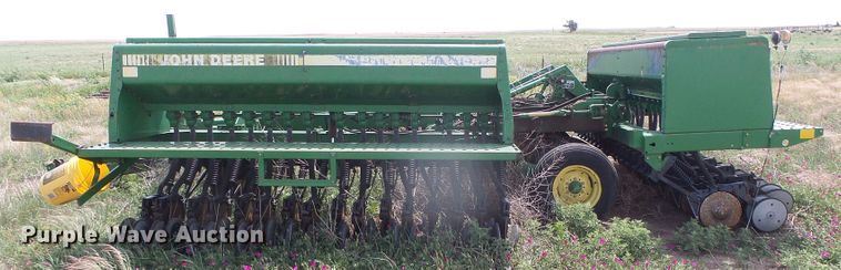 image for item DG0000 John Deere 455 grain drill