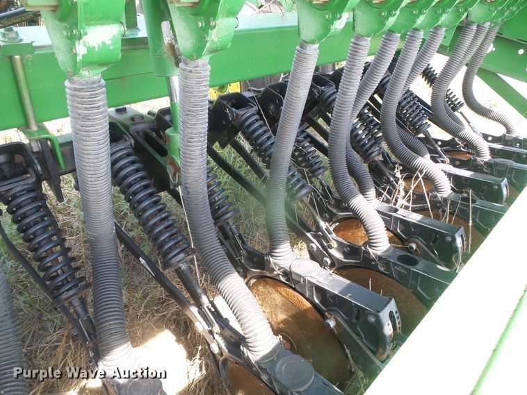image for item DG0000 John Deere 455 grain drill