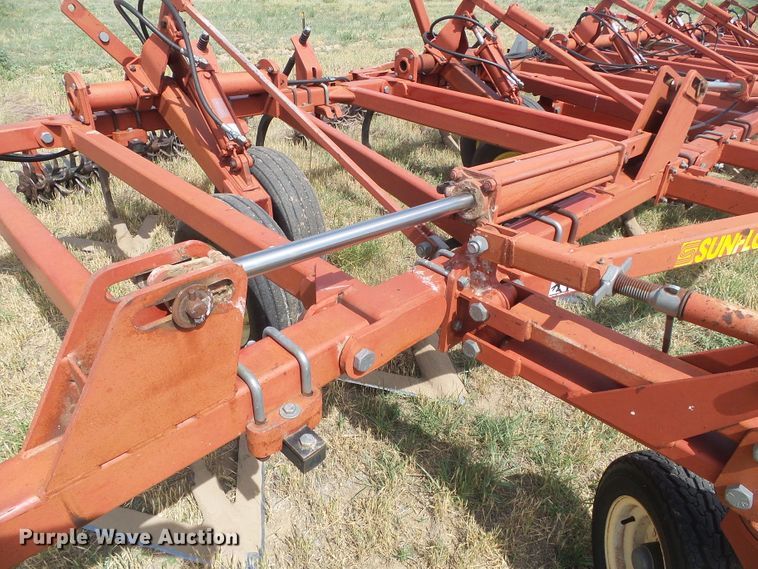 image for item DG0006 1996 Sunflower Fallow King field cultivator