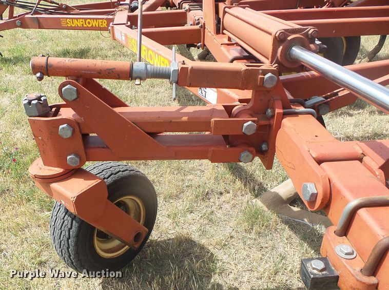 image for item DG0006 1996 Sunflower Fallow King field cultivator
