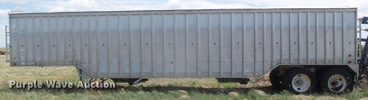 image for item DG0007 1983 Corn Husker 600-121382-2060 double hopper bottom grain trailer
