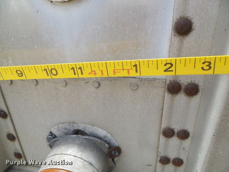 image for item DG0007 1983 Corn Husker 600-121382-2060 double hopper bottom grain trailer