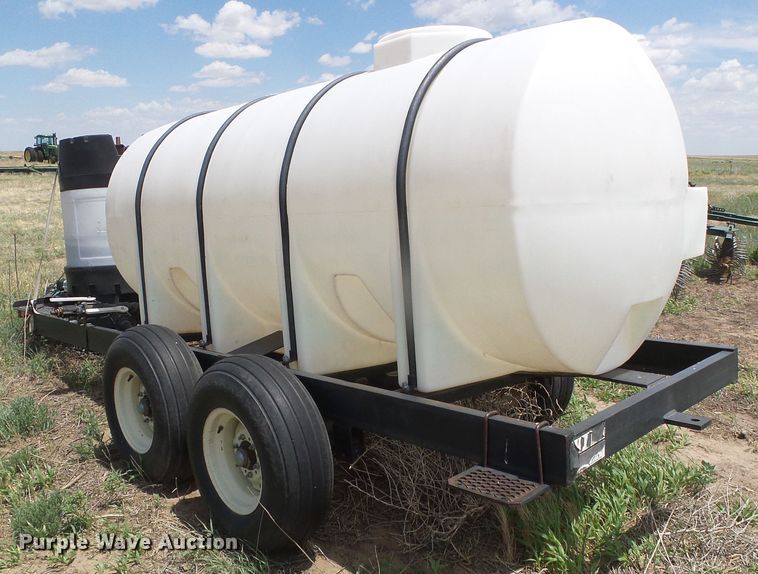 image for item DG0009 Wylie nurse tank trailer