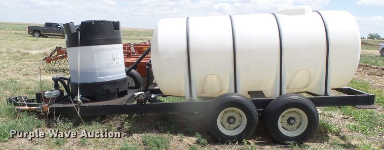 image for item DG0009 Wylie nurse tank trailer