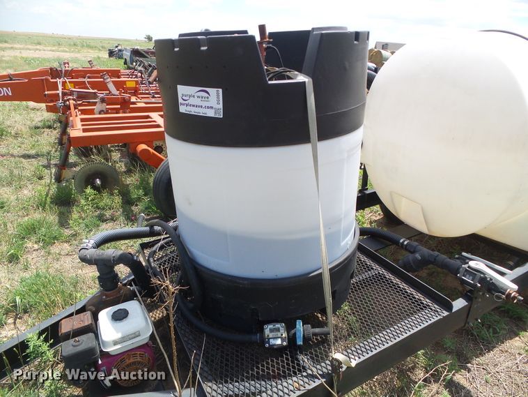 image for item DG0009 Wylie nurse tank trailer