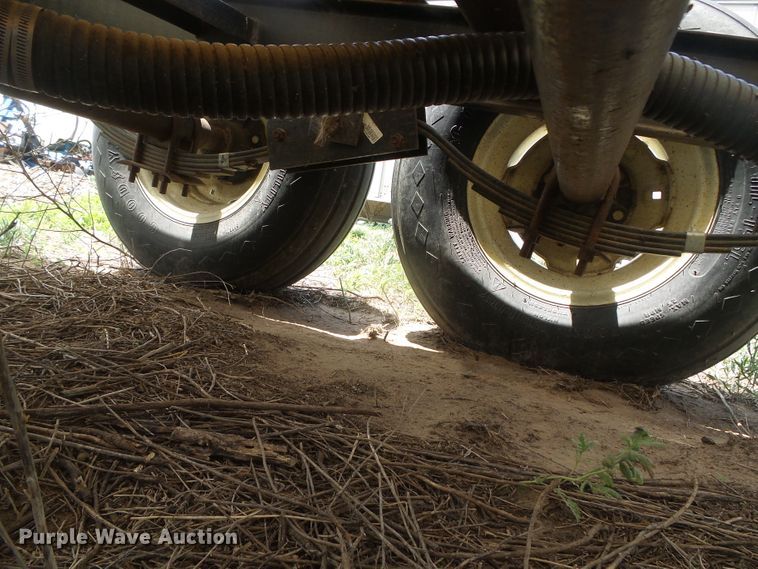 image for item DG0009 Wylie nurse tank trailer