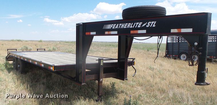 image for item DG0011 1999 Featherlite 5595 equipment trailer