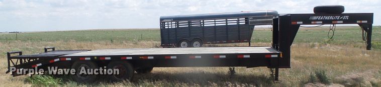 image for item DG0011 1999 Featherlite 5595 equipment trailer
