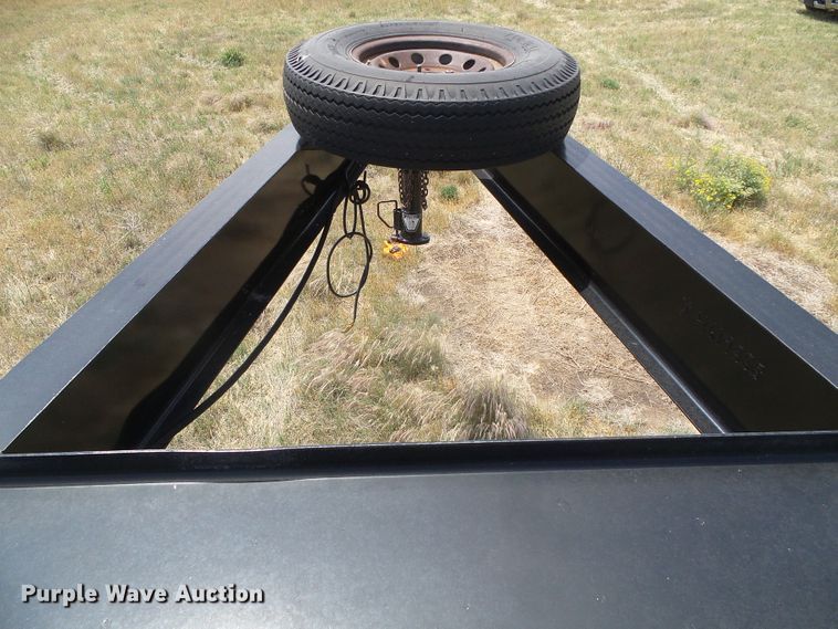 image for item DG0011 1999 Featherlite 5595 equipment trailer