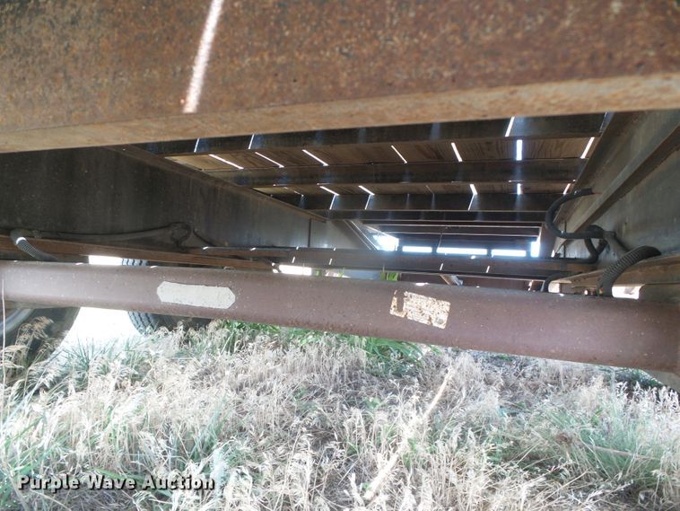 image for item DG0011 1999 Featherlite 5595 equipment trailer